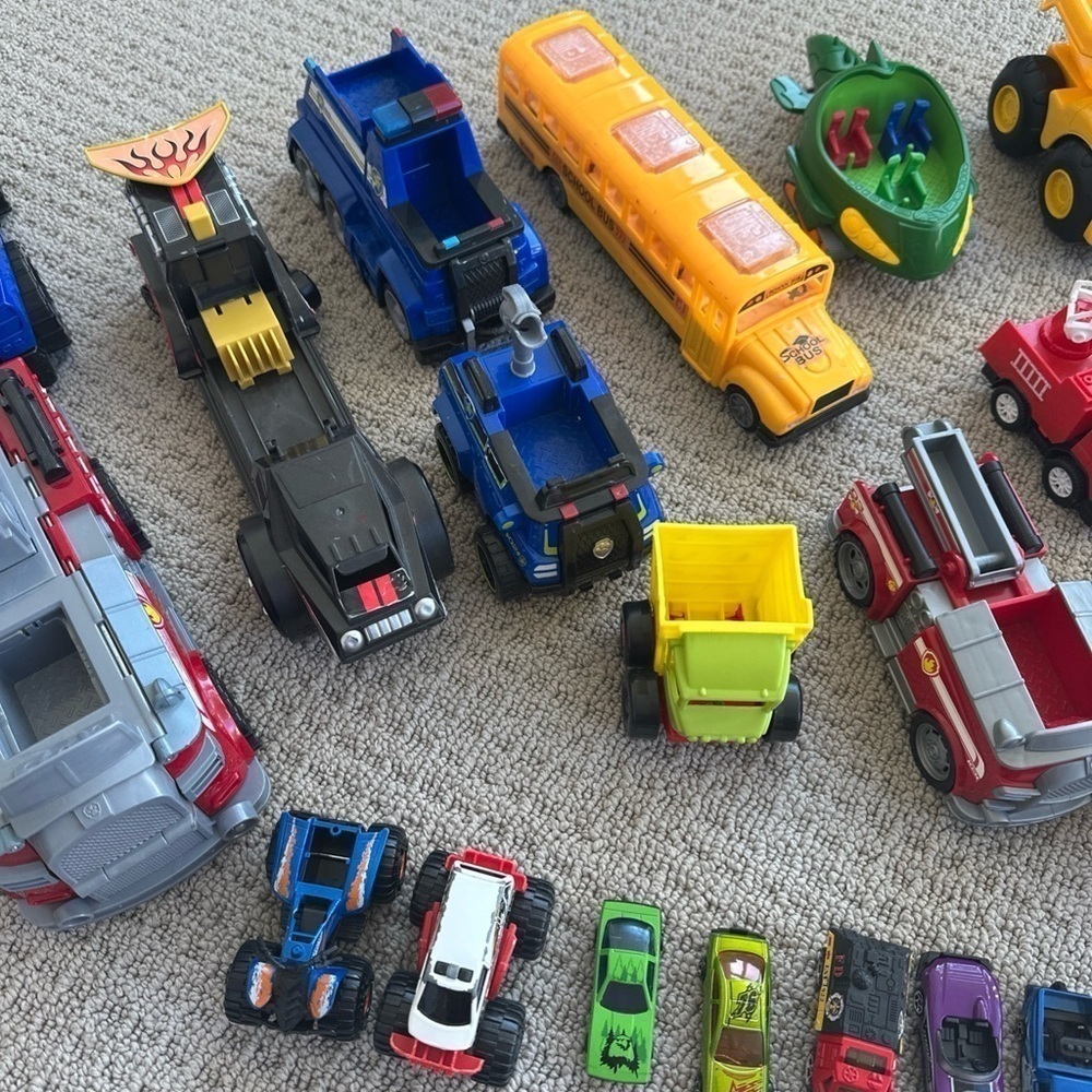 Assorted Colorful Toy Vehicles - Picture 3 of 5